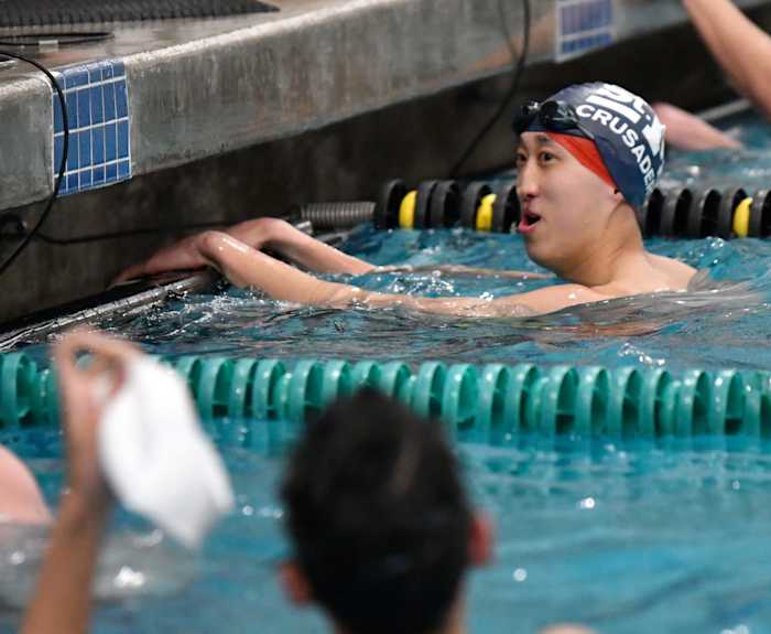 10.boys_200freelay-2